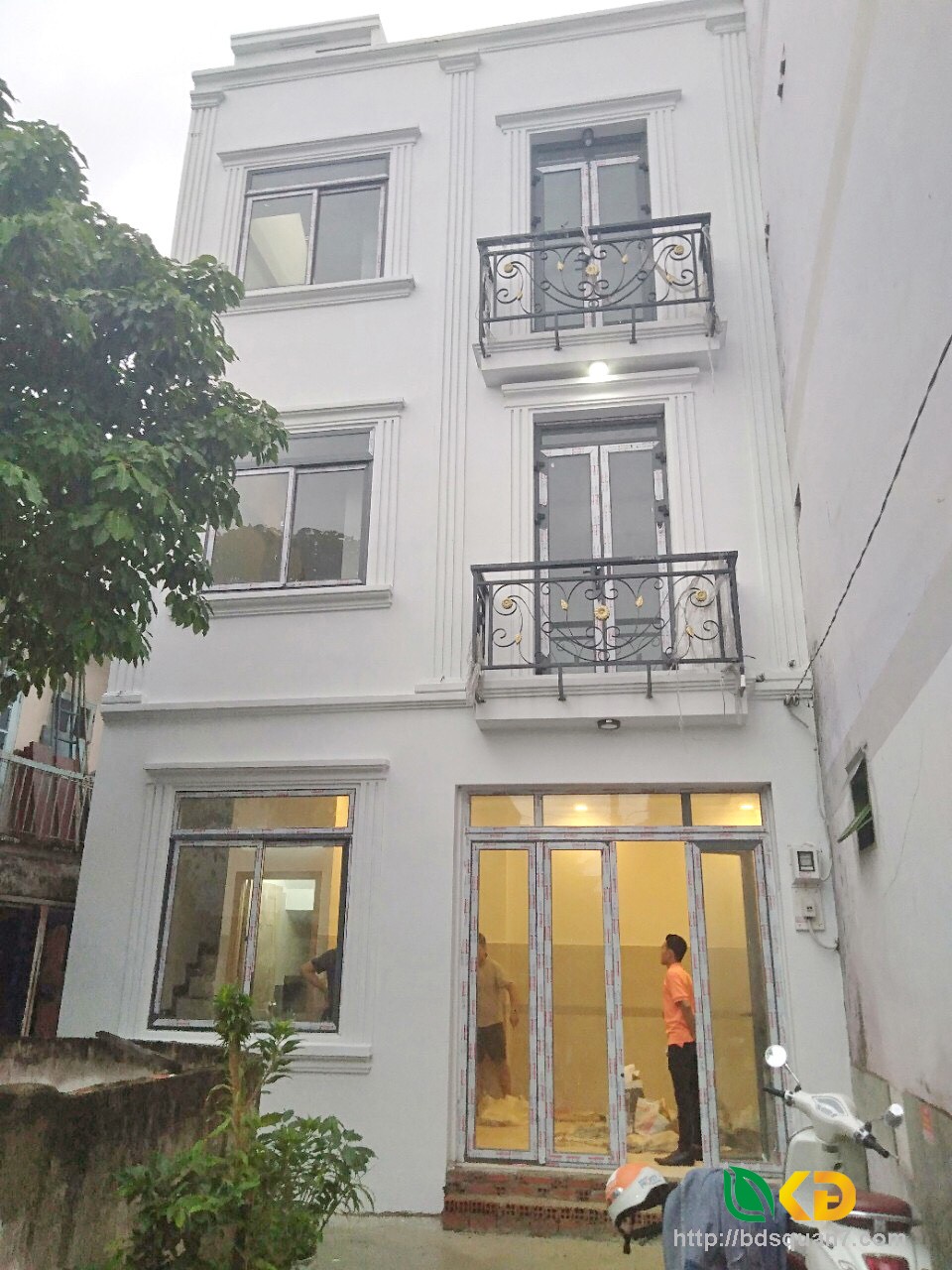Bán nhà mới 3 tầng hẻm xe hơi 270 Huỳnh Tấn Phát Quận 7
